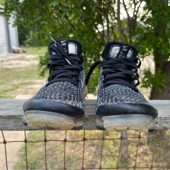 Nike Air VaporMax Fly knit 3 Oreo (Women's) size 9 - Picture 7 of 10